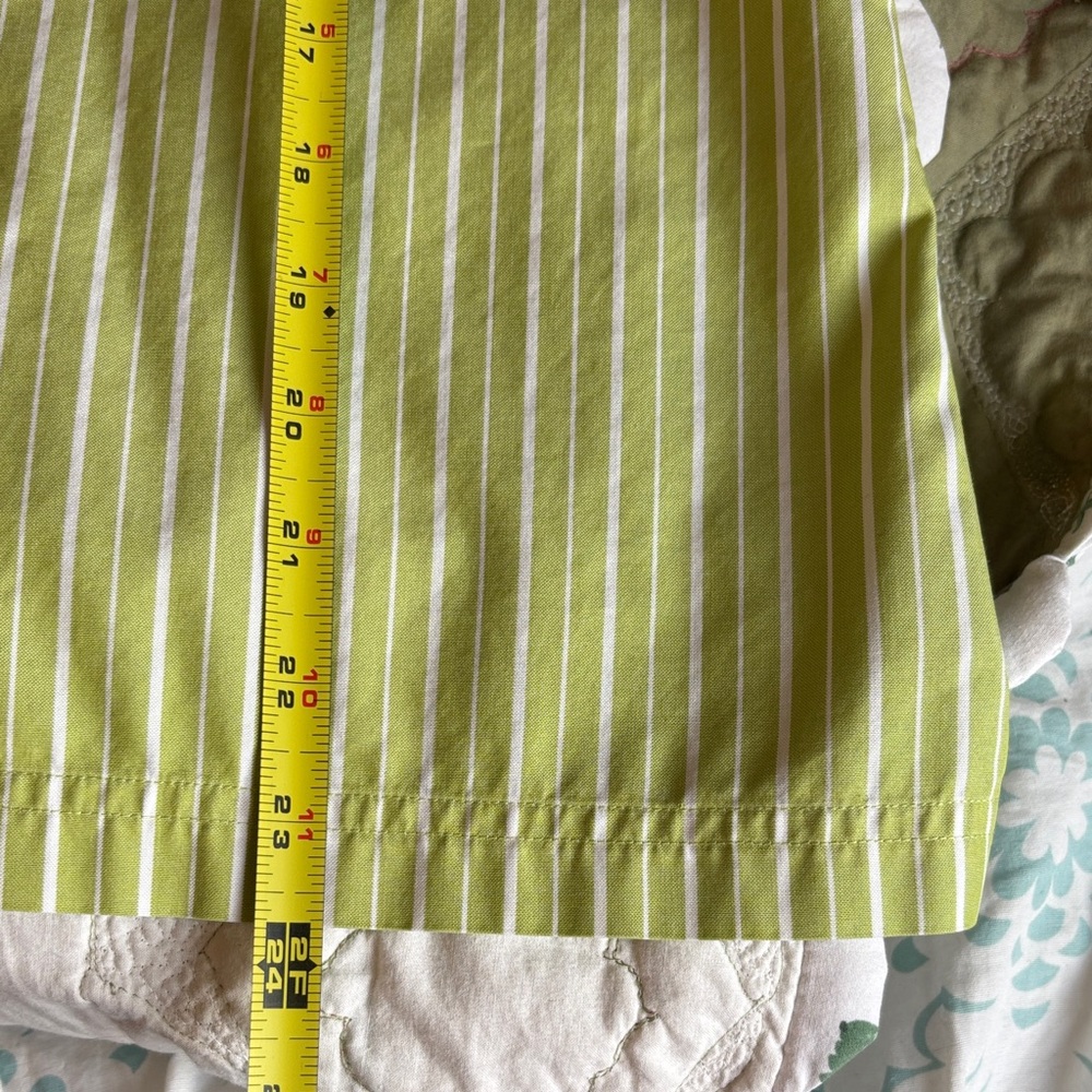Green Striped Button-Up Shirt XL - Picture 8 of 9